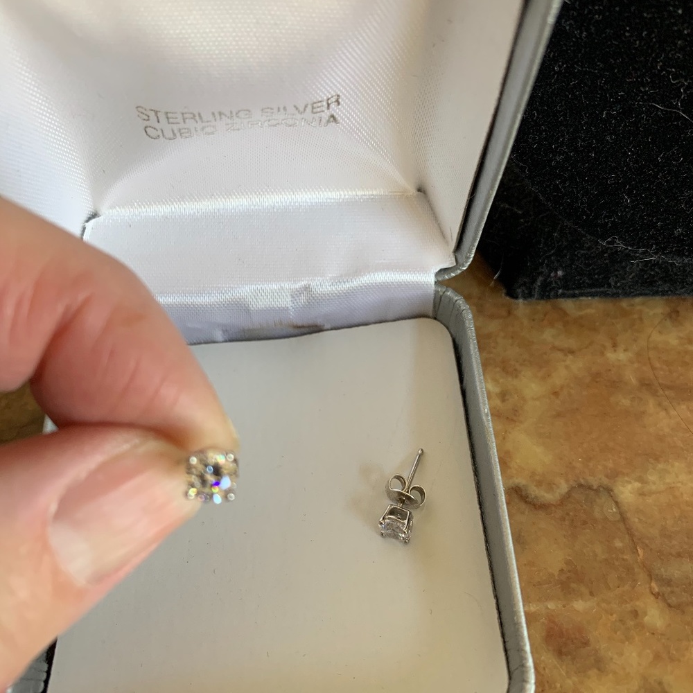 STERLING SILVER CUBIC ZIRCONIA HEART NECKLACE SET - Picture 2 of 4